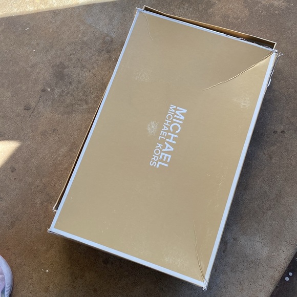 Micheal Kors Boots - Picture 8 of 15